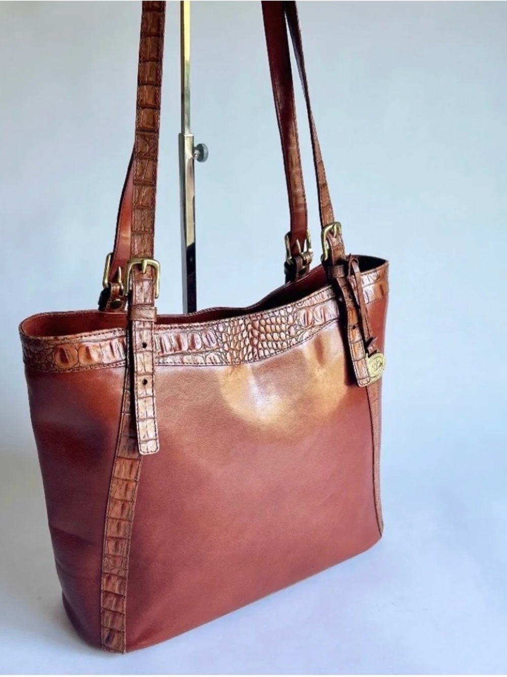 Brahmin Tan Brown Leather Adjustable Straps Handbag Shoulder Bag. - Picture 2 of 16
